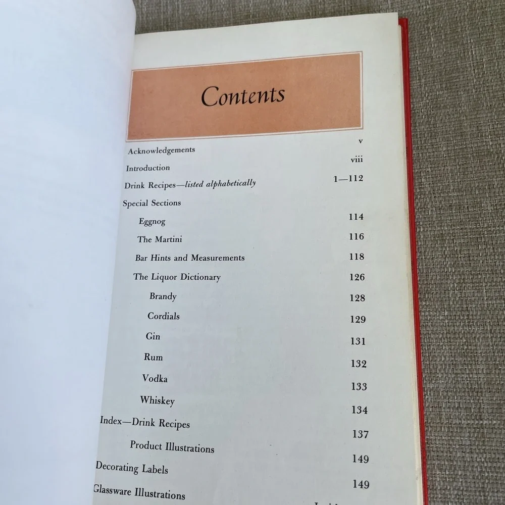 Old Mr. Boston DeLuxe Official Bartender's Guide 1967 Hardcover Book Vintage Red